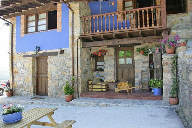 La Xica Ll Pension Beceña Buitenkant foto